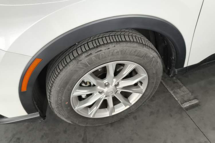 Used Honda CR-V 2023 240TURBO Two-Wheel Drive Deluxe Edition 7 Seats Left Front Wheel Hub