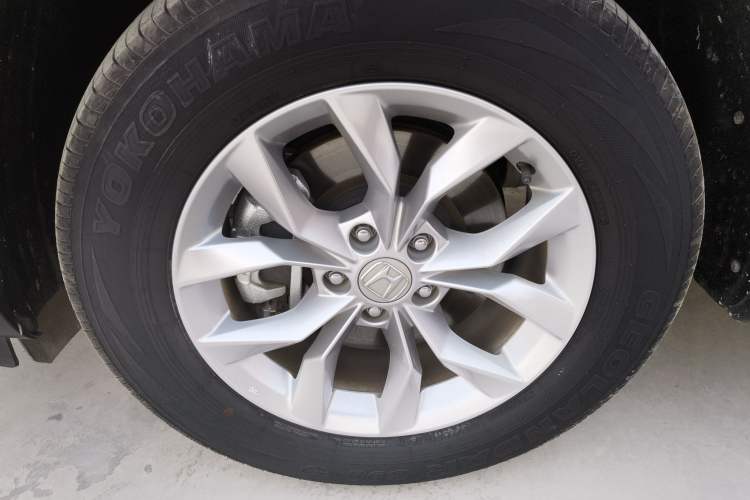 Used Honda CR-V 2023 240TURBO Two-Wheel Drive FENGSHANG Edition 7 Seats Left Front Wheel Hub