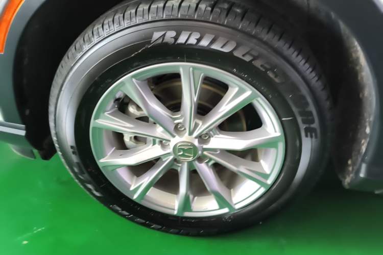 Used Honda CR-V 2023 240TURBO Two-Wheel Drive Deluxe Edition 7 Seats Left Front Wheel Hub