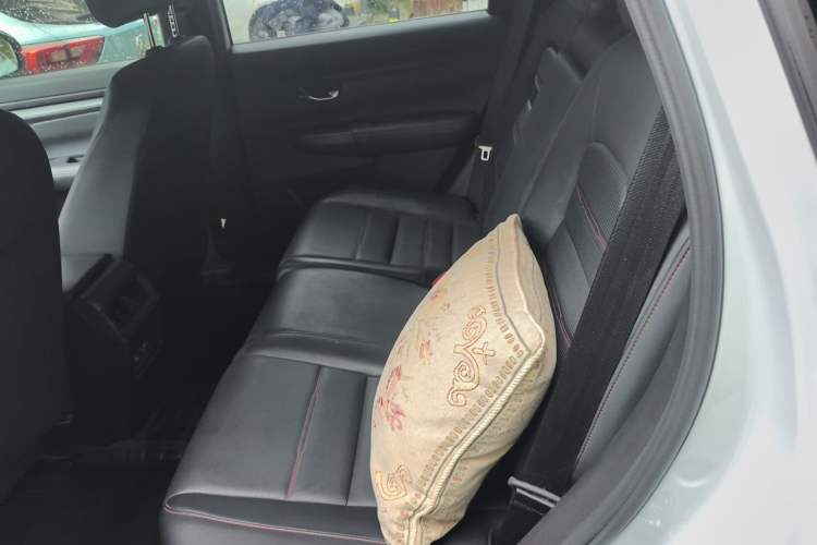 Used Honda CR-V 2023 2.0L eHEV Two-Wheel Drive Smart Edition Left Rear Seat