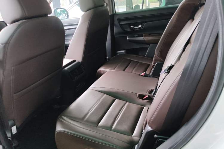 Used Honda CR-V 2023 240TURBO Two-Wheel Drive Deluxe Edition 7 Seats Left Rear Seat
