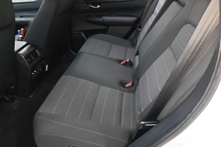 Used Honda CR-V 2023 2.0L eHEV Two-Wheel Drive Smart Edition Left Rear Seat