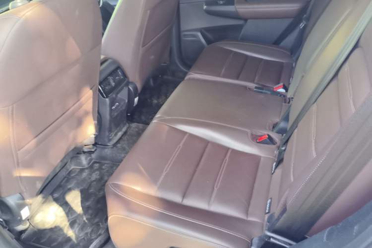 Used Honda CR-V 2023 240TURBO Two-Wheel Drive Deluxe Edition 7 Seats Left Rear Seat