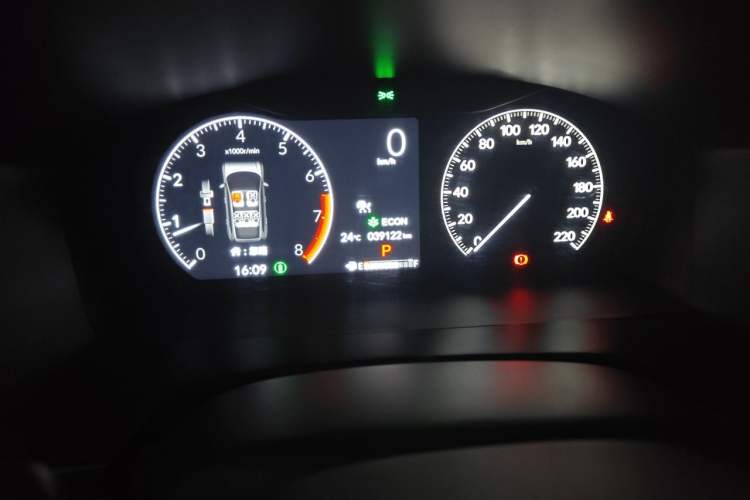 Used Honda CR-V 2023 240TURBO Two-Wheel Drive FENGSHANG Edition 5 Seats Odometer Close Up