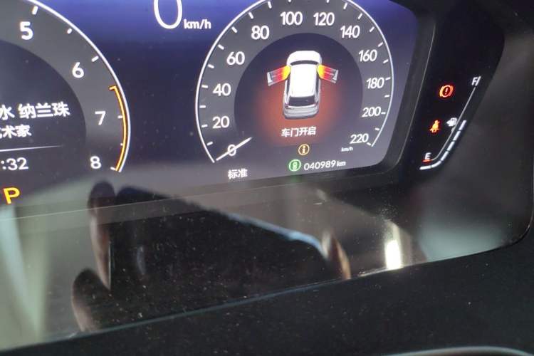 Used Honda CR-V 2023 240TURBO Two-Wheel Drive Smart Edition 5 Seats Odometer Close Up
