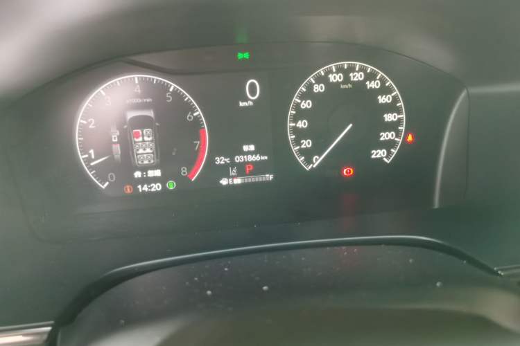 Used Honda CR-V 2023 240TURBO Two-Wheel Drive FENGSHANG Edition 7 Seats Odometer Close Up