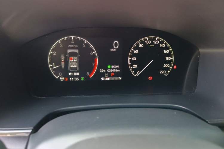Used Honda CR-V 2023 240TURBO Two-Wheel Drive FENGSHANG Edition 5 Seats Odometer Close Up