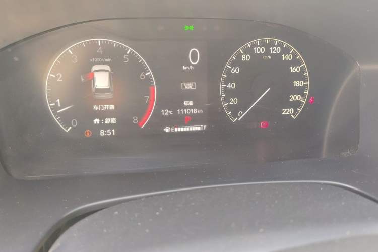 Used Honda CR-V 2023 240TURBO Two-Wheel Drive Active Version 5 Seats Odometer Close Up