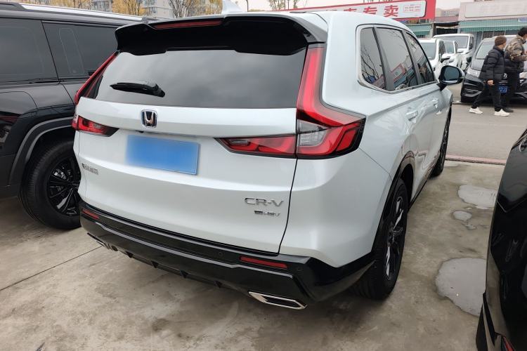 Used Honda CR-V 2023 2.0L eHEV Two-Wheel Drive Smart Edition Rear Right 45 Deg