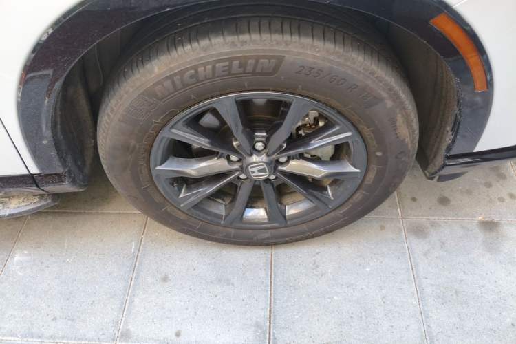 Used Honda CR-V 2023 2.0L eHEV Two-Wheel Drive Smart Brilliance Edition Right Front Wheel Hub