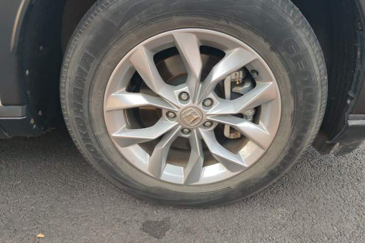 Used Honda CR-V 2023 240TURBO Two-Wheel Drive FENGSHANG Edition 7 Seats Right Front Wheel Hub