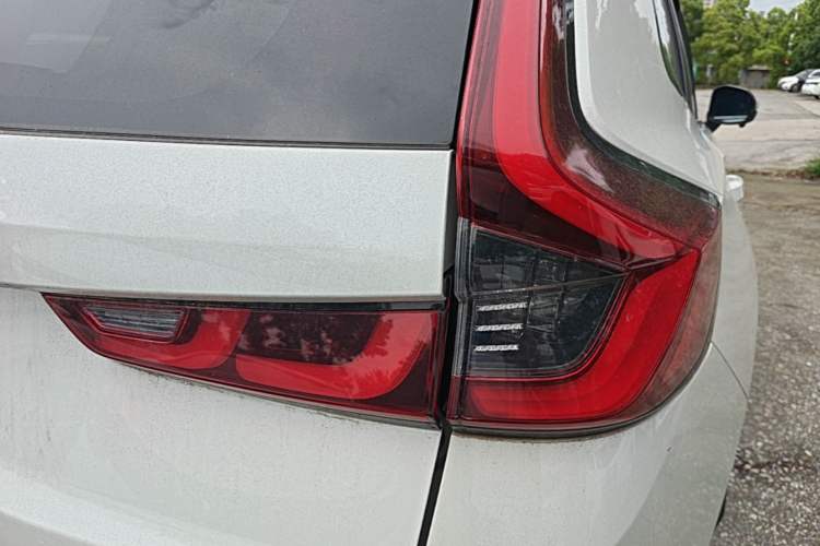 Used Honda CR-V 2023 240TURBO Two-Wheel Drive FENGSHANG Edition 5 Seats Right Rear Taillight