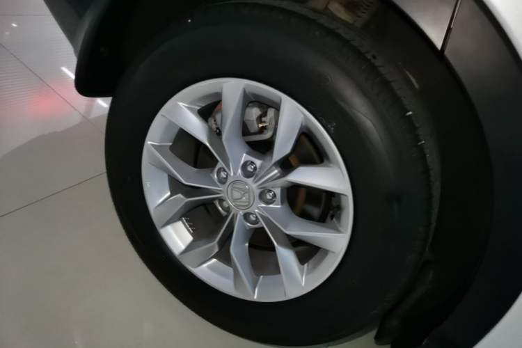 Used Honda CR-V 2023 240TURBO Two-Wheel Drive FENGSHANG Edition 7 Seats Right Rear Wheel Hub