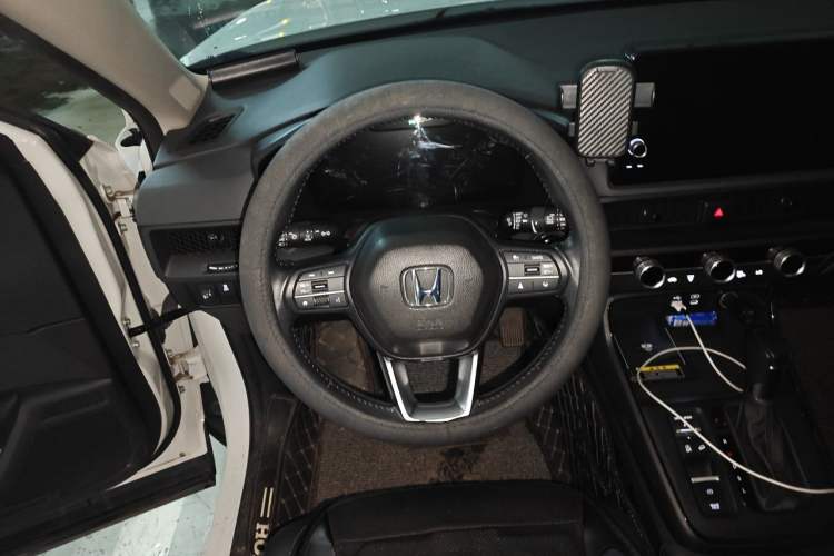 Used Honda CR-V 2023 240TURBO Two-Wheel Drive FENGSHANG Edition 5 Seats Steering Wheel