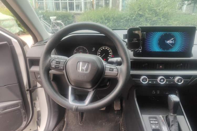 Used Honda CR-V 2023 240TURBO Two-Wheel Drive Active Version 5 Seats Steering Wheel