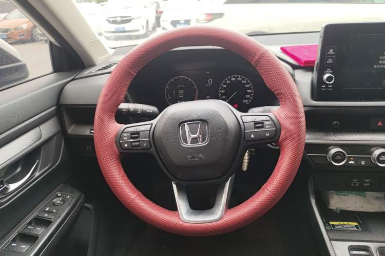 Used Honda CR-V 2023 240TURBO Two-Wheel Drive FENGSHANG Edition 5 Seats Steering Wheel