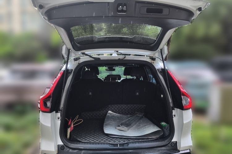 Used Honda CR-V 2023 2.0L eHEV Two-Wheel Drive Smart Edition Trunk