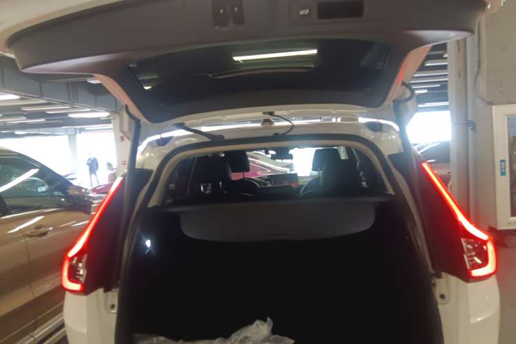 Used Honda CR-V 2023 240TURBO Two-Wheel Drive FENGSHANG Edition 5 Seats Trunk