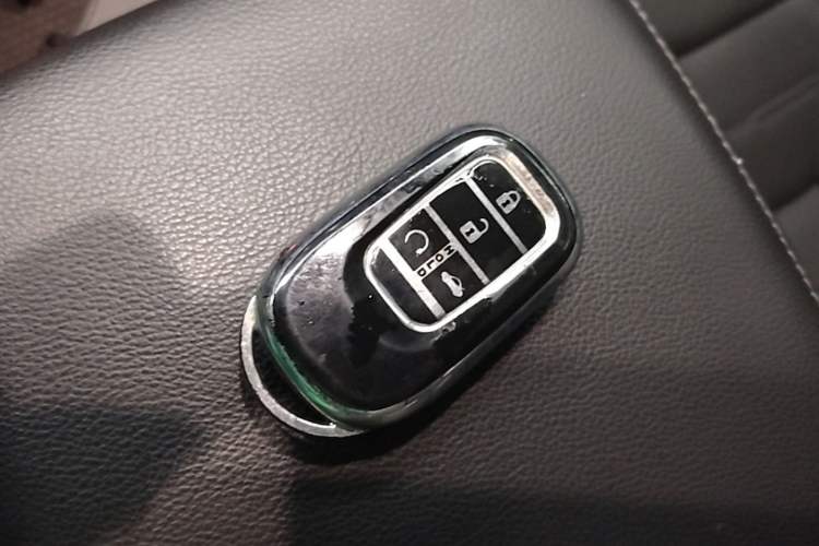 Used Honda CR-V 2023 240TURBO Two-Wheel Drive FENGSHANG Edition 5 Seats Vehicle Key