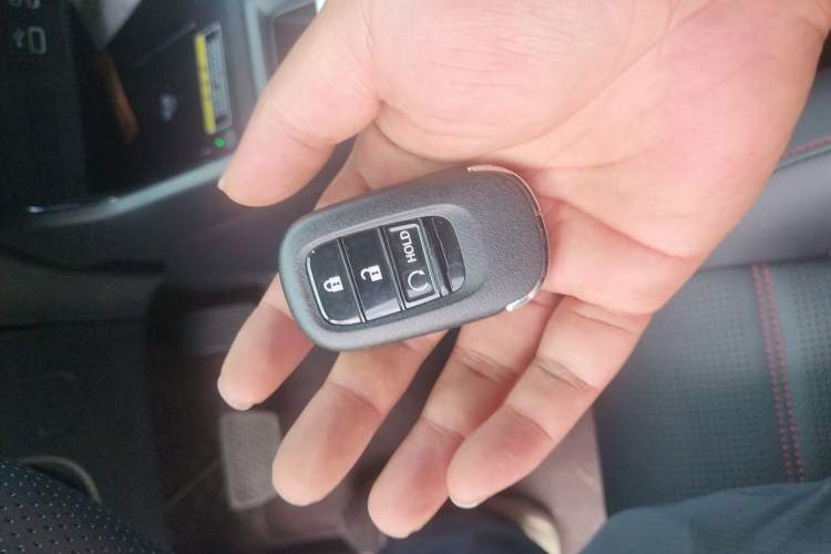 Used Honda CR-V 2023 2.0L eHEV Two-Wheel Drive Smart Edition Vehicle Key