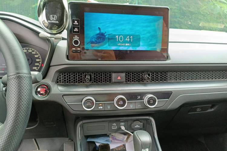 Used Honda CR-V 2024 240TURBO Two-Wheel-Drive Active Version 5 Seats Audio And AC Panel