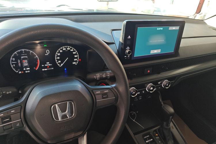 Used Honda CR-V 2024 240TURBO Two-Wheel-Drive Active Version 5 Seats Center Console