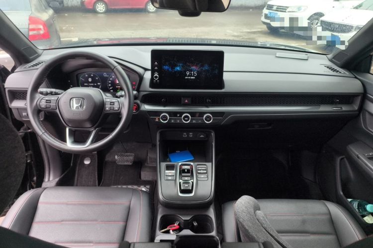 Used Honda CR-V 2024 2.0L eHEV Two-Wheel Drive Smart Edition Center Console