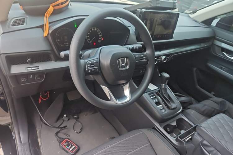 Used Honda CR-V 2024 240TURBO Two-Wheel-Drive Active Version 5 Seats Center Console