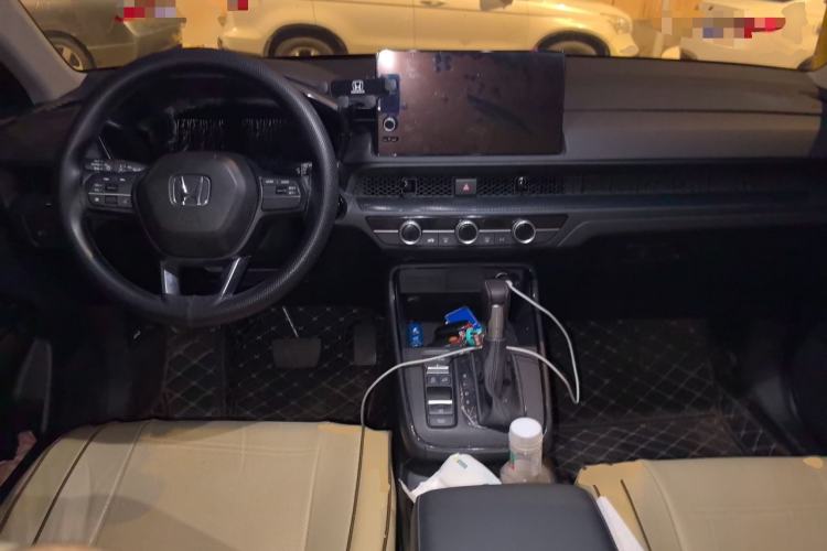 Used Honda CR-V 2024 240TURBO Two-Wheel-Drive Active Version 5 Seats Center Console