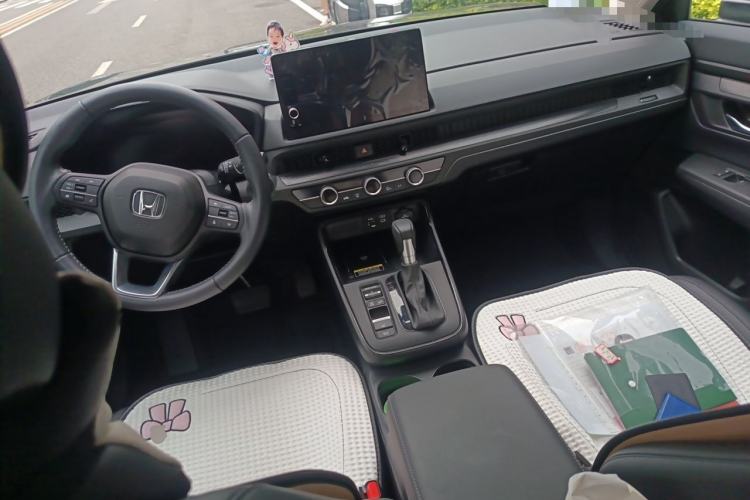 Used Honda CR-V 2024 240TURBO Two-Wheel-Drive FENGSHANG Edition 5 Seats Center Console