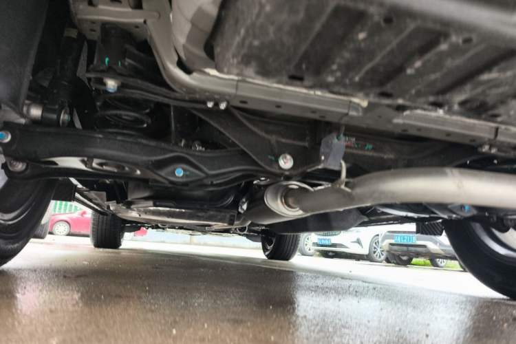 Used Honda CR-V 2024 2.0L eHEV Two-Wheel Drive Smart Edition Chassis Rear