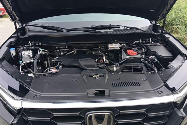 Used Honda CR-V 2024 240TURBO Two-Wheel-Drive FENGSHANG Edition 5 Seats Engine Bay