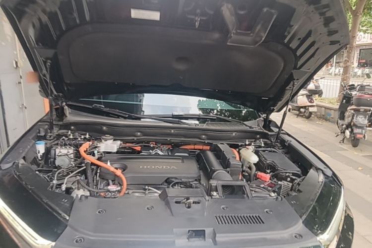 Used Honda CR-V 2024 2.0L eHEV Two-Wheel Drive Smart Edition Engine Bay