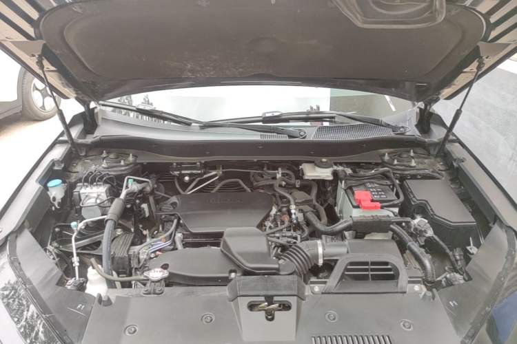 Used Honda CR-V 2024 240TURBO Two-Wheel-Drive FENGSHANG Edition 7 Seats Engine Bay