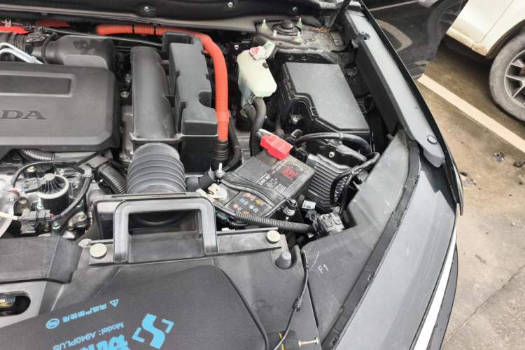 Used Honda CR-V 2024 2.0L eHEV Two-Wheel Drive Smart Edition Engine Bay Left