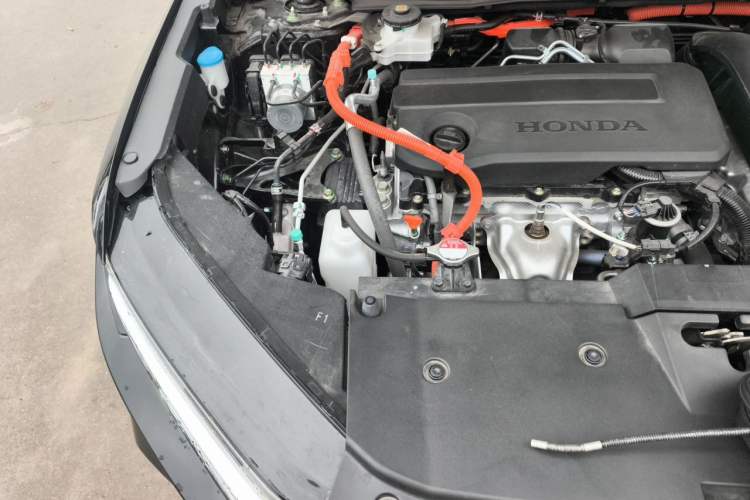 Used Honda CR-V 2024 2.0L eHEV Two-Wheel Drive Smart Edition Engine Bay Right