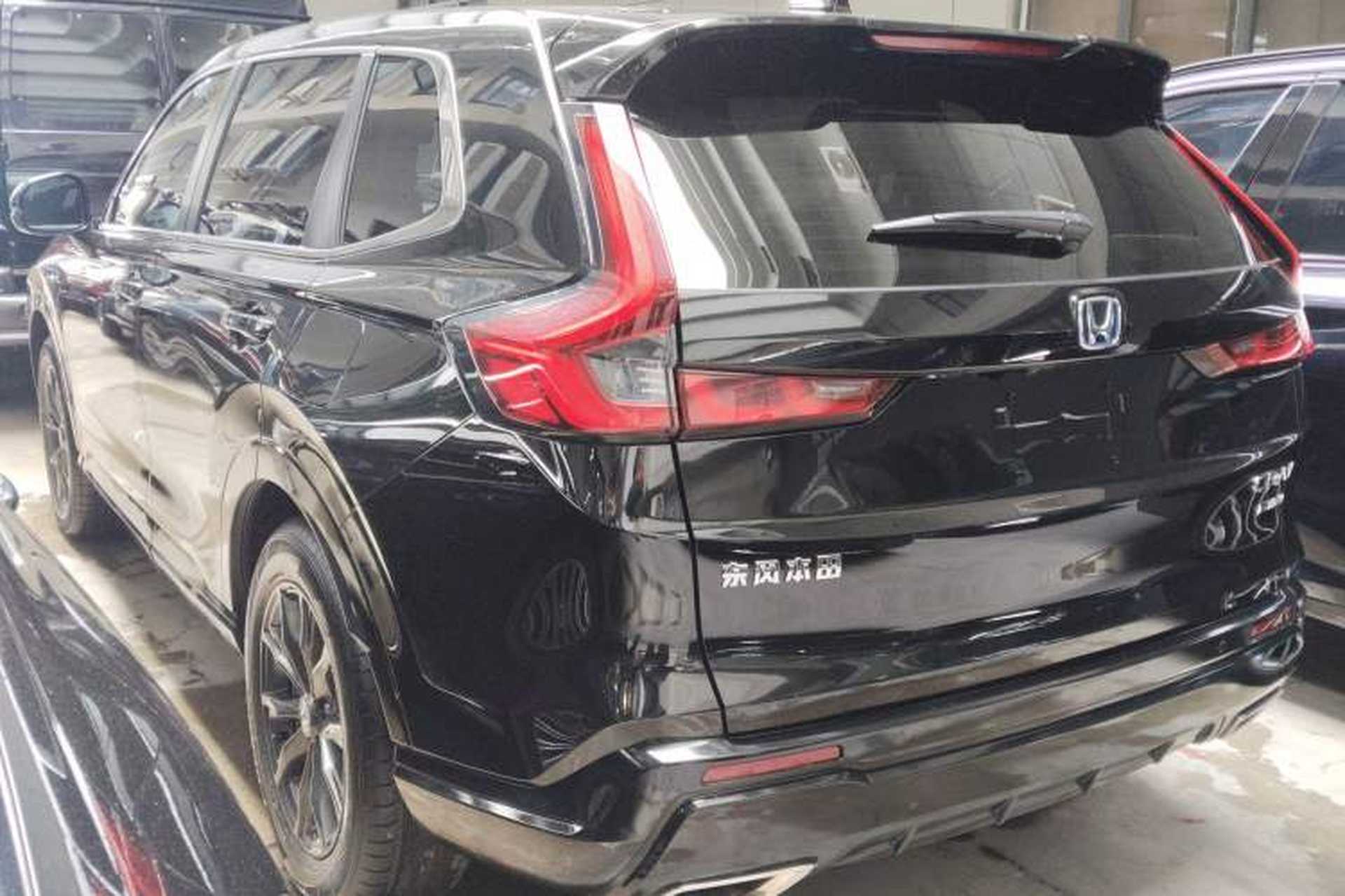 Used Honda CR-V 2024 2.0L eHEV Two-Wheel Drive Smart Edition Exterior 2