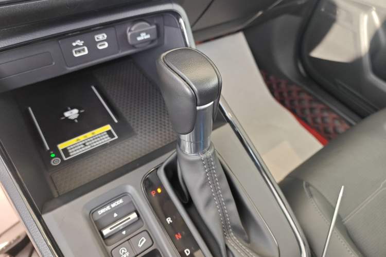 Used Honda CR-V 2024 240TURBO Two-Wheel-Drive FENGSHANG Edition 5 Seats Gear Lever