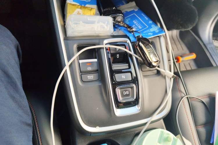Used Honda CR-V 2024 2.0L eHEV Two-Wheel Drive Smart Edition Gear Lever