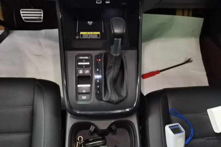 Used Honda CR-V 2024 240TURBO Two-Wheel-Drive FENGSHANG Edition 5 Seats Gear Lever