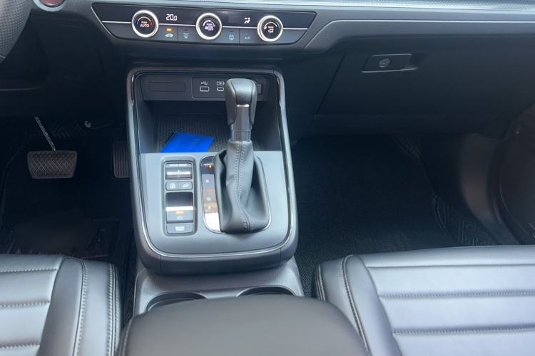 Used Honda CR-V 2024 240TURBO Two-Wheel-Drive Active Version 5 Seats Gear Lever