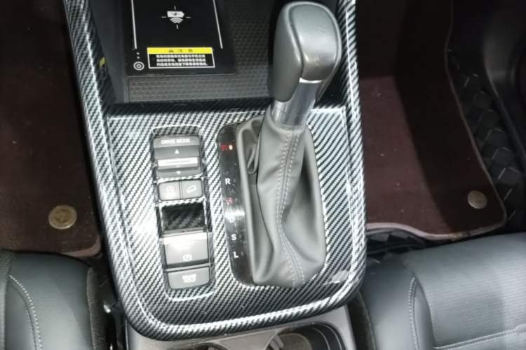Used Honda CR-V 2024 240TURBO Two-Wheel-Drive FENGSHANG Edition 5 Seats Gear Lever