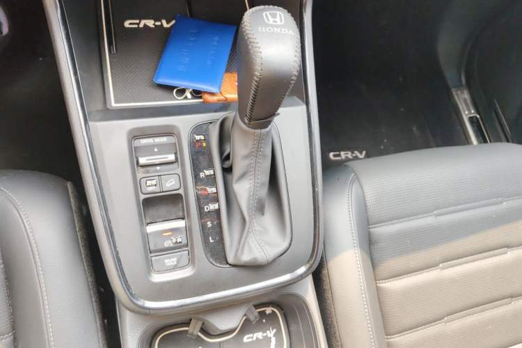 Used Honda CR-V 2024 240TURBO Two-Wheel-Drive FENGSHANG Edition 5 Seats Gear Lever