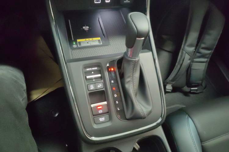 Used Honda CR-V 2024 240TURBO Two-Wheel-Drive FENGSHANG Edition 5 Seats Gear Lever