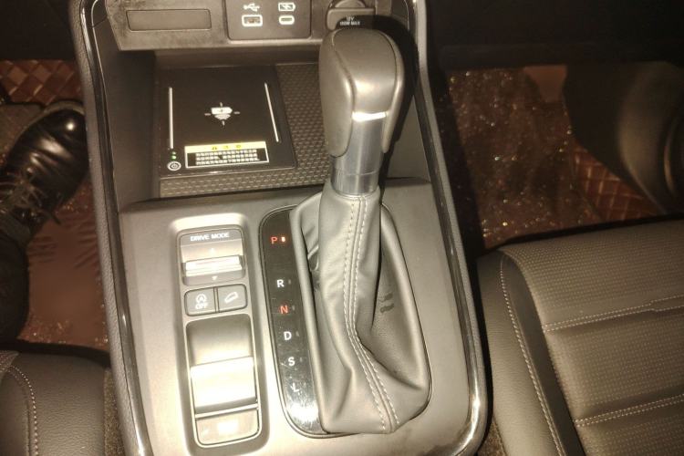 Used Honda CR-V 2024 240TURBO Two-Wheel-Drive FENGSHANG Edition 5 Seats Gear Lever