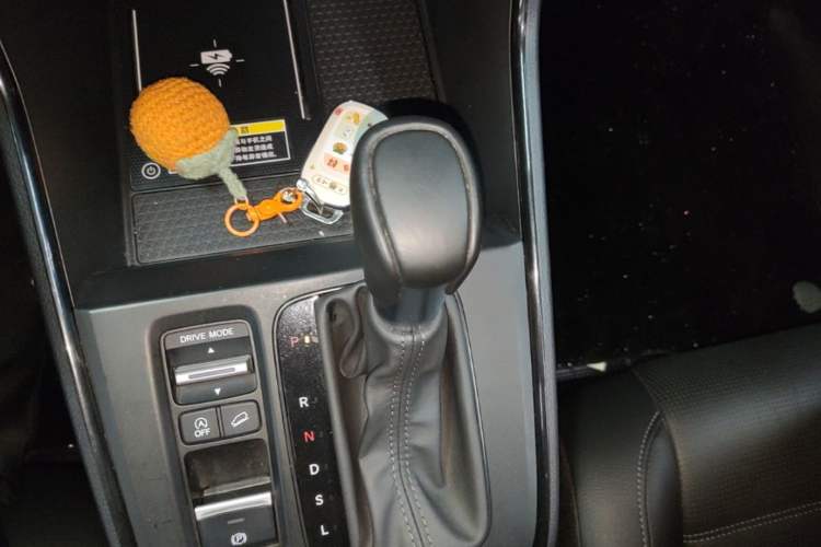 Used Honda CR-V 2024 240TURBO Two-Wheel-Drive FENGSHANG Edition 5 Seats Gear Lever