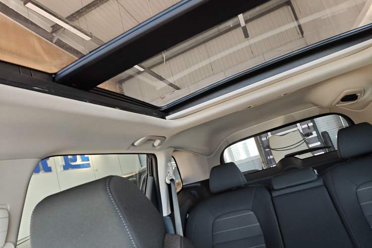 Used Honda CR-V 2024 240TURBO Two-Wheel-Drive Active Version 5 Seats Headliner