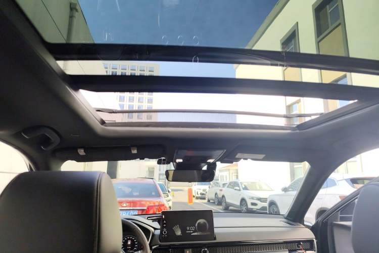 Used Honda CR-V 2024 2.0L eHEV Two-Wheel Drive Smart Edition Headliner