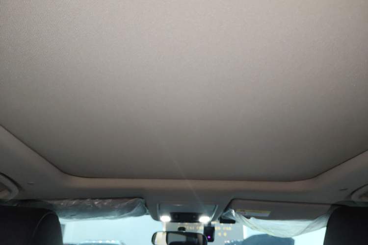 Used Honda CR-V 2024 240TURBO Two-Wheel-Drive Active Version 5 Seats Headliner