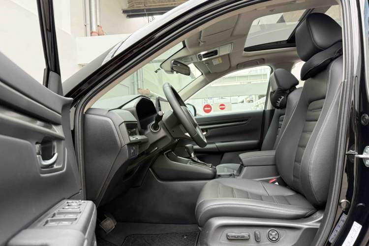 Used Honda CR-V 2024 240TURBO Two-Wheel-Drive FENGSHANG Edition 5 Seats Interior 3